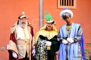 La magia de los Reyes Magos aterriza en Telde (Foto Antonio Alí y TA)